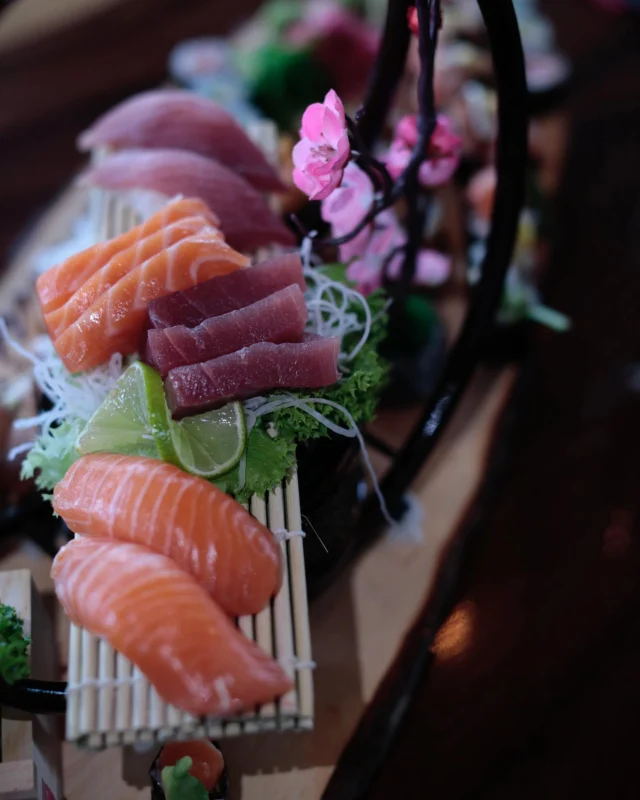 Stay ‚RAW‘-SOME and enjoy some Sashimi today! 🥂

#minchijo #schorndorf